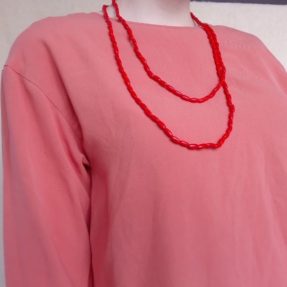 Red beaded necklace - Picture 4 of 8